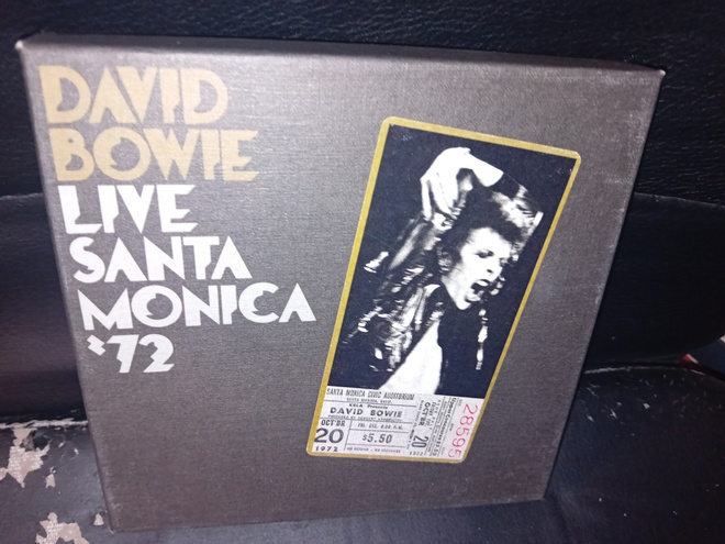 CD David Bowie  : Live Santa Monica '72 ( SIS POSTIKULU )
