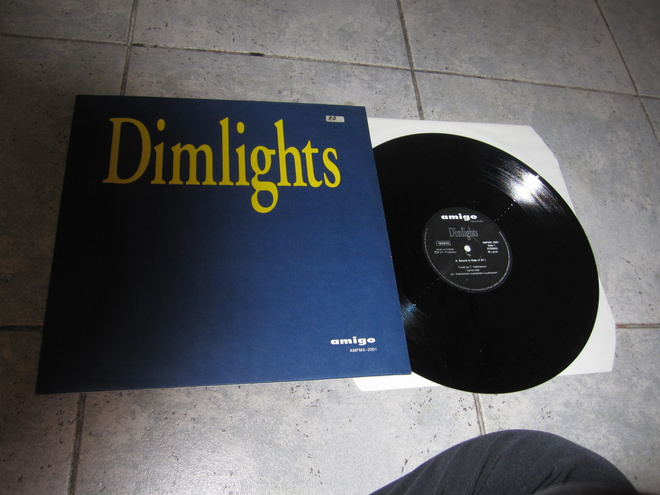 Dimlights: Between Steel and Ground / Borneon Lights // Boun
