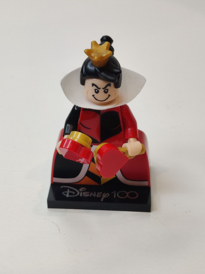 Lego Disney100 minifiguuri