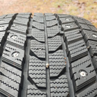 Mb 17" alumiinivanteet, 265/70r17 nastarenkaat - pikkukuva 3
