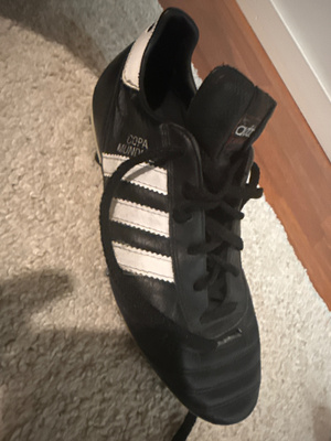 Adidas Copa Mundial -jalkapallokengät