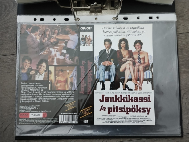 Jenkkikassi ja pitsipöksy kansilehti