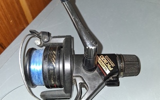 Vanha avokela Shimano FX 300.