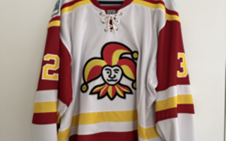 Jokerit Arturs Kulda #32 pre-season gameworn pelipaita 2016