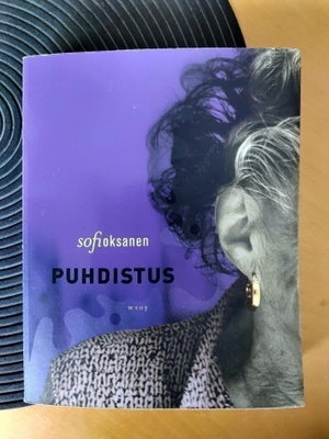 Kirja: Sofi Oksanen - Puhdistus