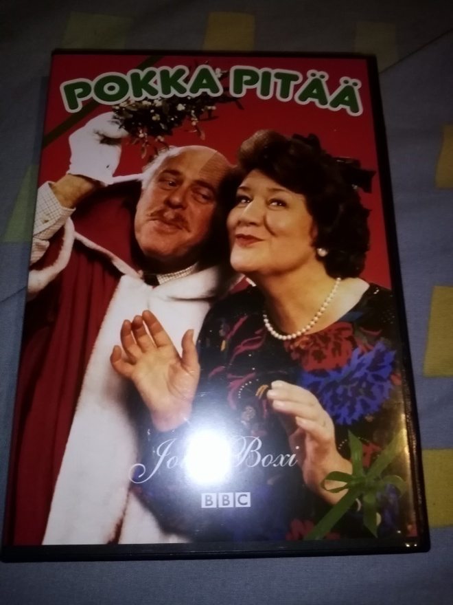 2DVD POKKA PITÄÄ JOULU BOXI ( SIS POSTIKULU)