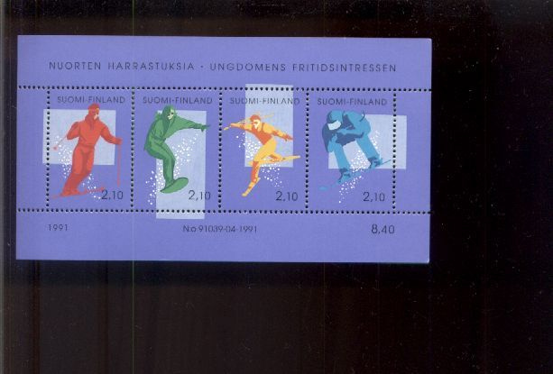 ååpm . NUORTEN HARRASTUKSIA . 1991 . Postituore arkki ** .
