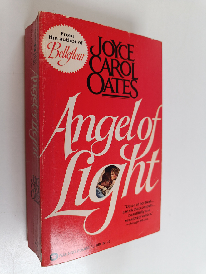 Joyce Carol Oates : Angel of Light
