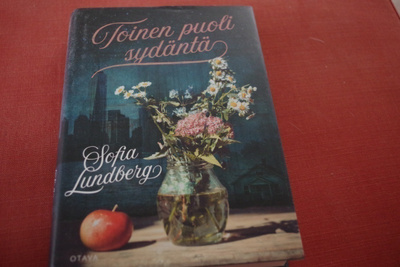 Sofia Lundberg: Toinen puoli sydäntä (2018)