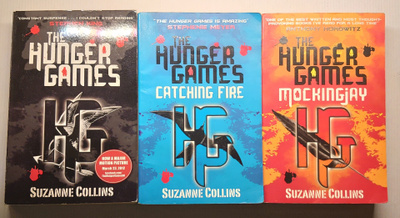 Suzanne Collins - The Hunger Games 1-3