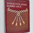 Eeva-Liisa Kortelahti : Nyplättyä pitsiä = bobbin lace - pikkukuva 1