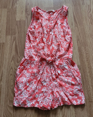 Hyvä vaatepaketti koko 146/152 cm