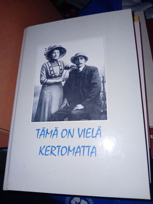 Hosiaisluoma-Karppinen  : Tämä on vielä kertomatta ( SIS POS