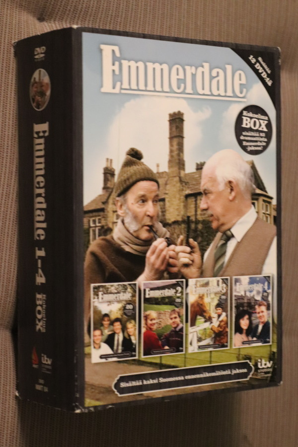 12DVD Emmerdale 1-4 Kokoelmabox ( 2005 uusi )