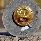 Hopeavärinen Raatteen tien merkki. Halkaisija - 23 mm. - pikkukuva 4