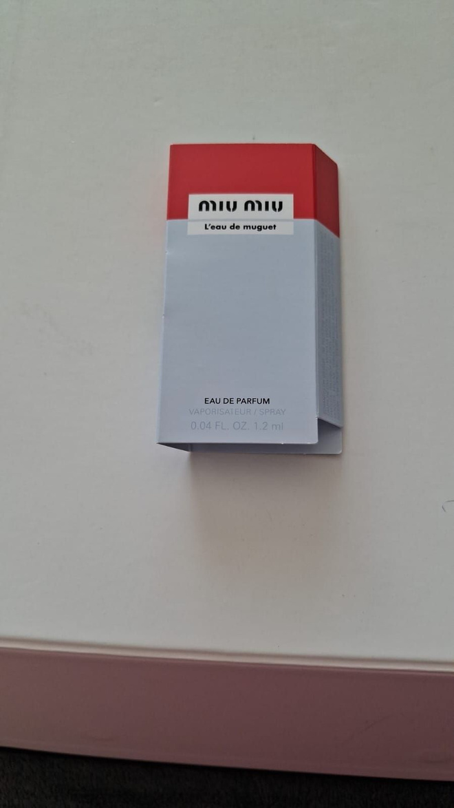 Hajuvesinäyte  Miu Miu L'Eau  de Muguet