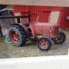 VANHA PUNAINEN TRAKTORI - pikkukuva 1