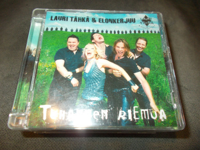 CD LAURI TÄHKÄ ** TUHANNEN RIEMUA **