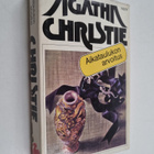 Agatha Christie : Aikataulukon arvoitus ; Ikiyö - pikkukuva 1