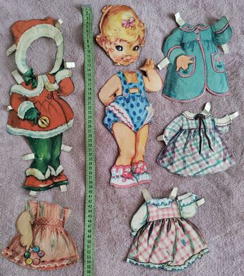 Paperinukke iso pikkutyttö 1950-60-luku