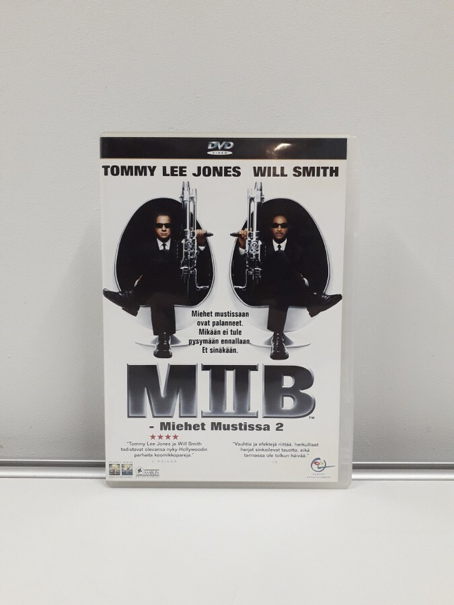 MIIB - Miehet Mustissa 2 (Jones, Smith, dvd)