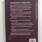 Per Ahlin : Astronomisk kalender 2023 - Vad du kan se på ... - pikkukuva 2