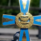 Uudenmaan Prikaatin risti. Valmistajan leimalla. Halkaisija - pikkukuva 2