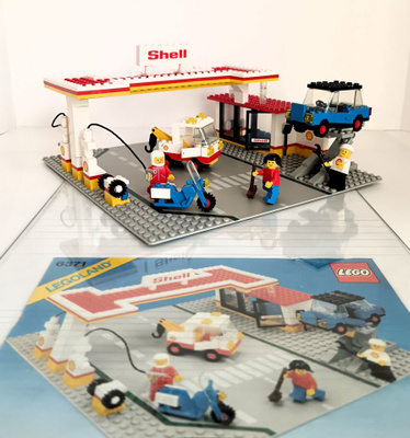 Lego town 6371 Shell huoltoasema vuodelta 1983