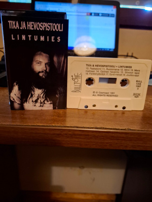 Tixa & Hevospistooli - Lintumies