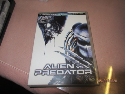 Alien VS Predator (2xDVD) }