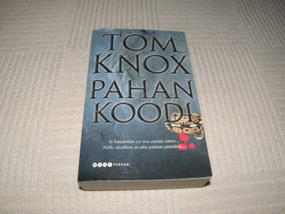 Tom Knox Pahan koodi  -pok