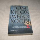 Tom Knox Pahan koodi -pok - pikkukuva 1