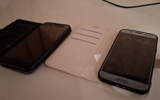 2 kpl Samsung Galaxy J5 älypuhelimia ja lompakkokuoret