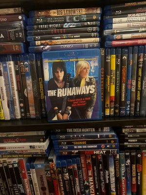 The Runaways suomijulkaisu