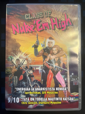 Sairasta menoa (1986) Class of Nuke 'Em High (DVD)