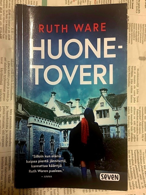 Ruth Ware - Huonetoveri (pokkari)
