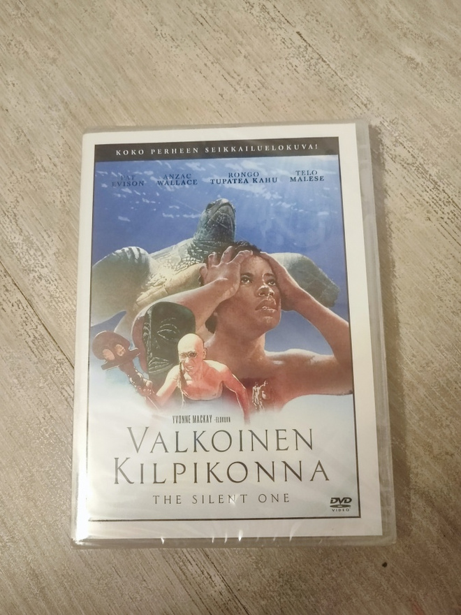 Valkoinen kilpikonna UUSI The Silent One