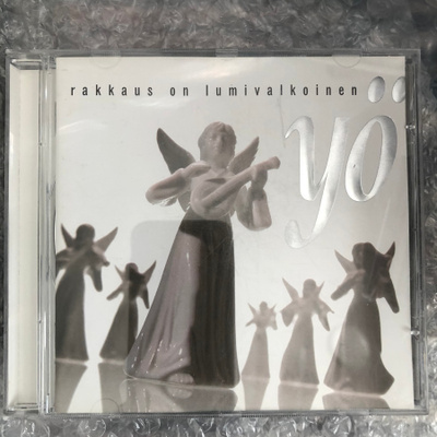 YÖ - Rakkaus on lumivalkoinen cd-albumi