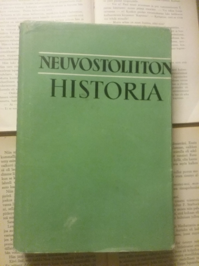 Neuvostoliiton historia: lyhyt katsaus (sid.)