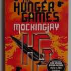 Suzanne Collins - Mockingjay (The Hunger Games #3) - pikkukuva 1