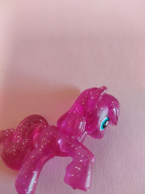 My little poni figuuri lelu,kuvat on.