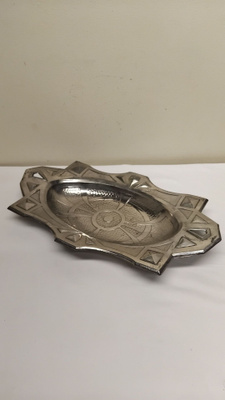 ART DECO -TARJOILUASTIA
