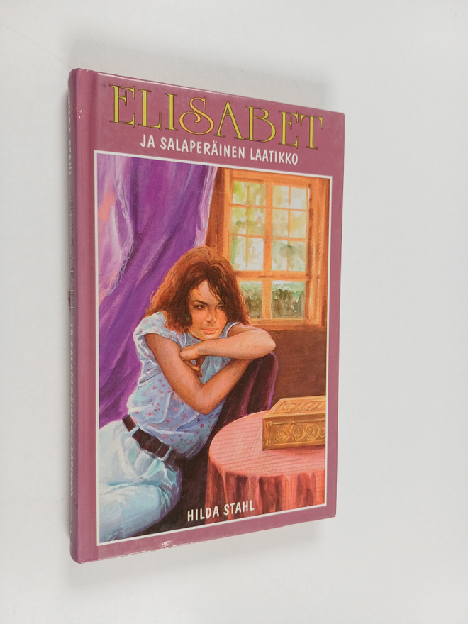 Hilda Stahl : Elisabet ja salaperäinen laatikko