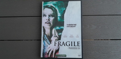 DVD: Fragile - Pahuuden Ovi (Calista Flockhart 2005)
