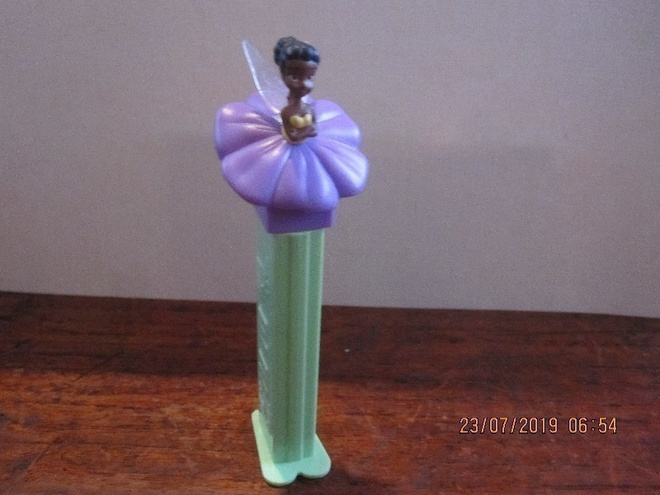 Pez karkki kone