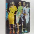 Lee Widdows : Catwalk : working with models - pikkukuva 1