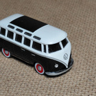 Volkswagen T1 Transporter bussi 1962 musta 1:87 Wiking - pikkukuva 1