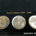 Suomi sodassa  1939 - 1945   Mitalilaatikko  mitaleineen.. - pikkukuva 3