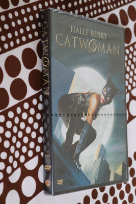DVD Catwoman ( 2004 Halle Berry uusi )