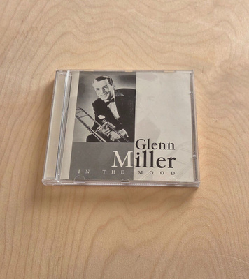 Glenn Millerin In the Mood -kokoelma-CD